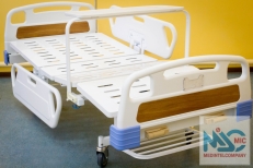 Кровать функциональная медицинская КФМ «SAFINA» 001 с механическим приводом